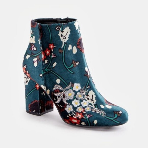 Loreida Satin Block Heel Embroidered Bootie - Picture 5 of 8